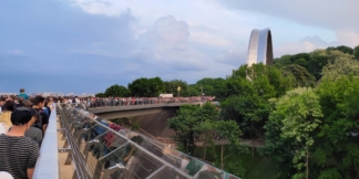стеклянный мост в Киеве