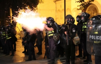 поліція під час акцій протесту у Тбілісі