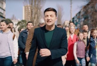Зеленского сбила фура