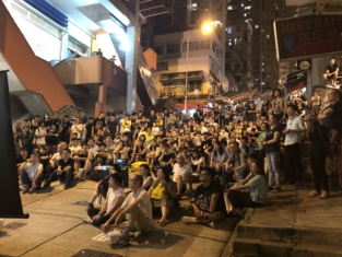протесты в Гонконге