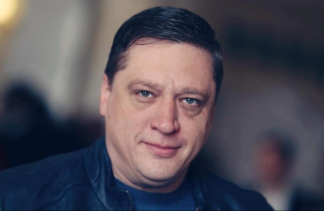 Роман Иванисов