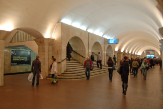 метро "Майдан незалежности"