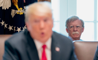 Трамп и Болтон
