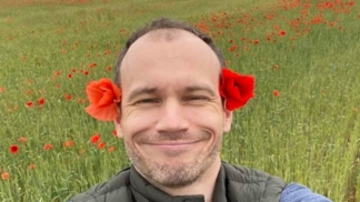 Денис Малюська