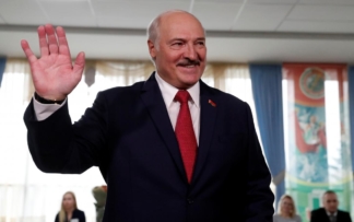Политические партии