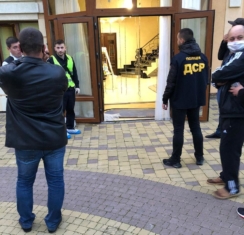 Правоохоронці