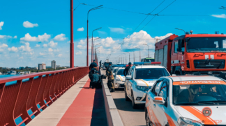 В Днепре 16-летняя девушка хотела прыгнуть с моста