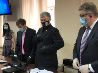 Порошенко