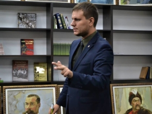Владимир Назаренко