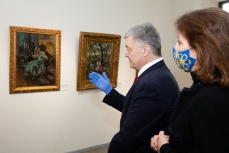 Порошенко картины