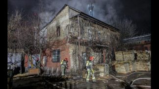 В Киеве ночью сгорело админздание: погибли два человека, один ранен