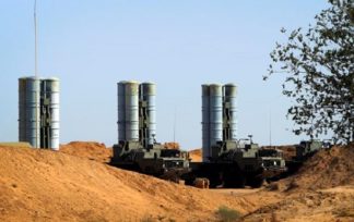 Беларусь намерена купить у РФ системы ПВО С-400