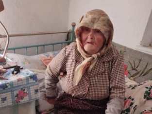 побили літню жінку