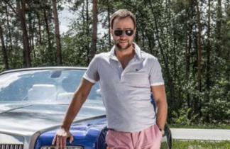 Виталий Антонов