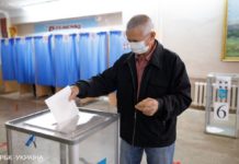 У Харкові один з кандидатів у мери вийшов з виборчих перегонів