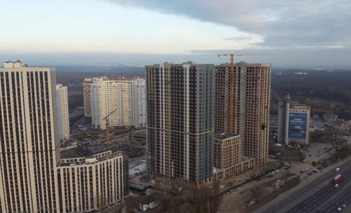 ЖК Метрополіс