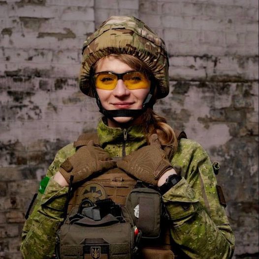 Марія Назарова: Що робити, якщо хочеш бути воєнним медиком? Стати класною частиною підрозділу, вміти робити все те саме, що і решта бійців. І почати підготовку з домедичної допомоги, поступово додаючи нові навички 10 Марія Назарова: Що робити, якщо хочеш бути воєнним медиком? Стати класною частиною підрозділу, вміти робити все те саме, що і решта бійців. І почати підготовку з домедичної допомоги, поступово додаючи нові навички 10