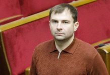 Нардеп-мільйонер від ОПЗЖ Федір Христенко втік з України за кілька днів до повномасштабного вторгнення. Зараз його родина переховується в ОАЕ, але він зберігає депутатський мандат Федір Христенко
