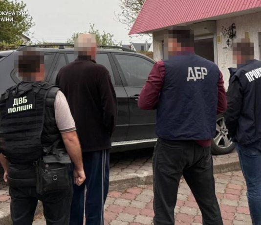 Або оплата, або перевірки: на Львівщині експоліцейського підозрюють у тиску на бізнес